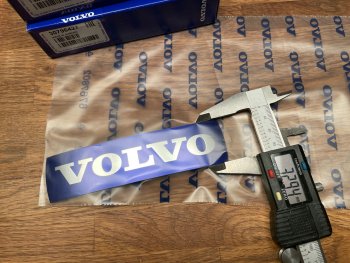 30796427 - Volvo grill sticker BIG - ORIGINAL